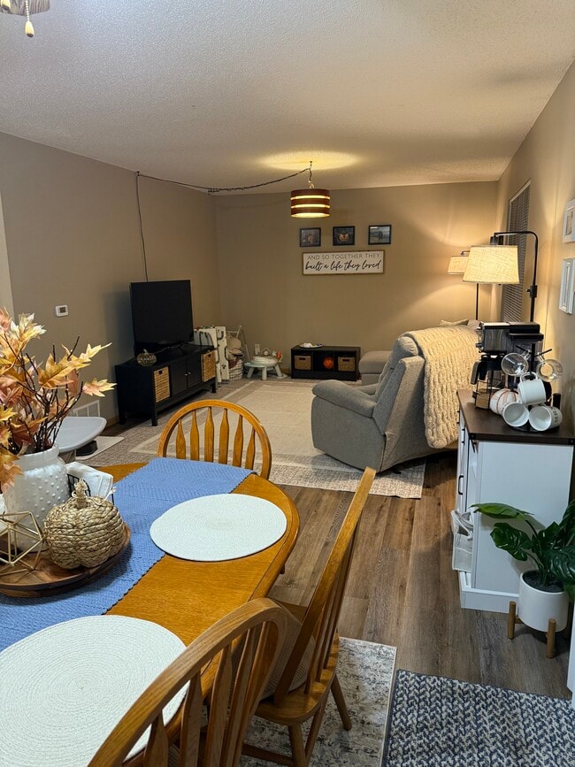 Photo - 4319 131st St