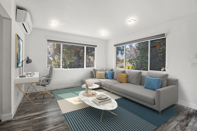 Photo - 1486 Silver Lake Blvd.