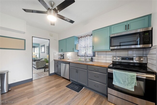 Photo - 27279 Dunford Rd