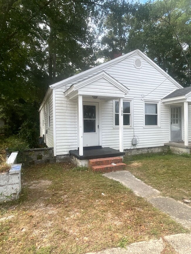 Building Photo - 108 Brainerd Ave Rental