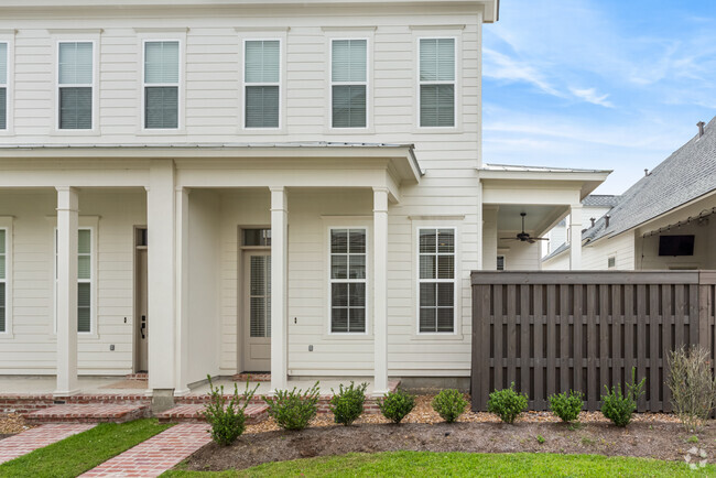 Building Photo - 10750 Moss Grove Ln Rental