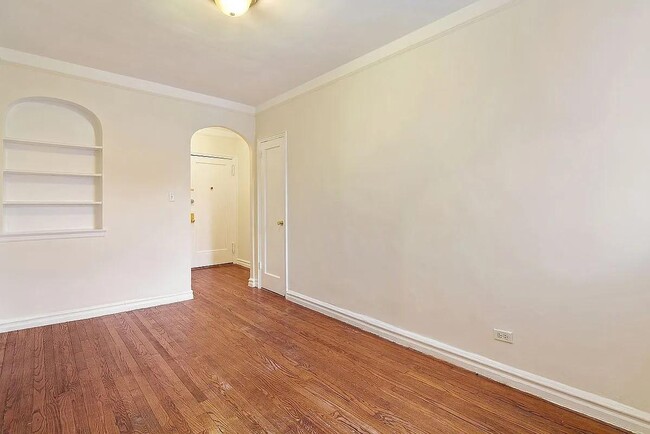 Photo - 41-15 45th St