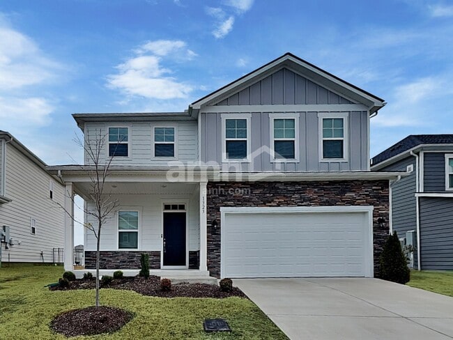 Building Photo - 1323 Lomond Dr