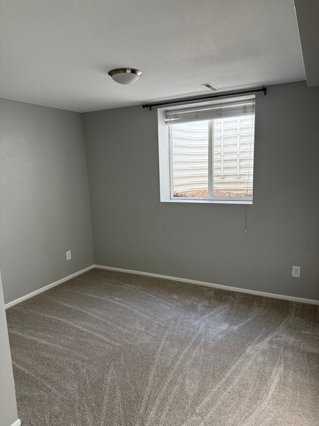 Photo - 1917 Oakwood Dr