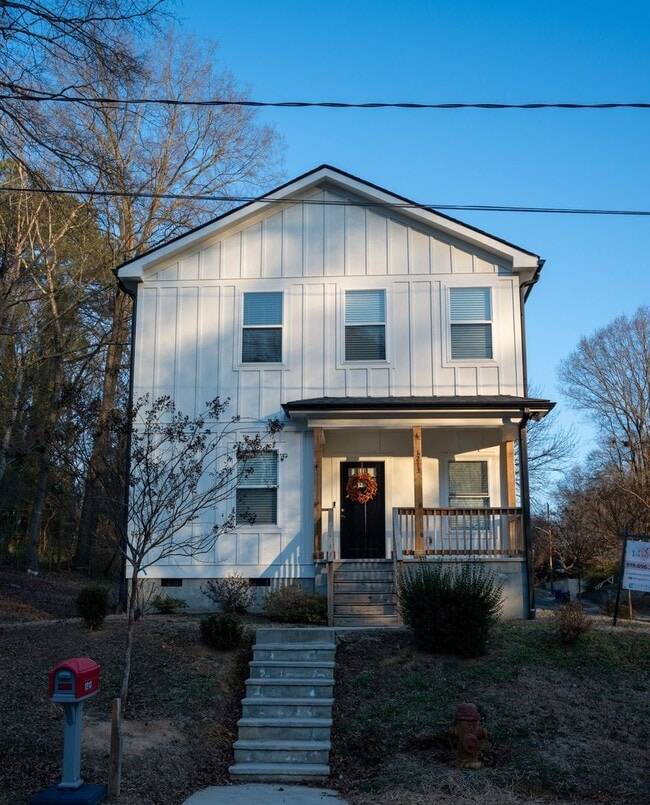 Building Photo - Brand-New 3BR/3BA Corner-Lot Home in Downtown Durham – $2,000