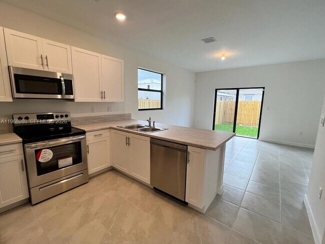 Photo - 11933 SW 244 Ln