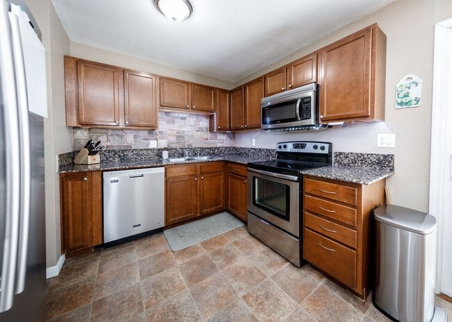 Photo - 623 Catalina Dr