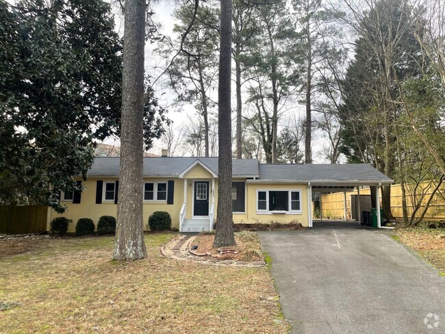 Building Photo - Adorable 3BR / 2BA Brick ranch situated on... Rental