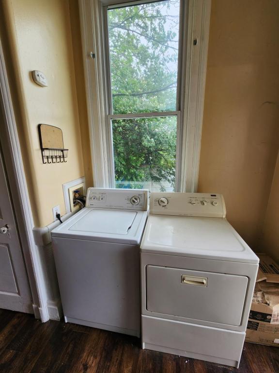 Photo - 2348 Wheeler St