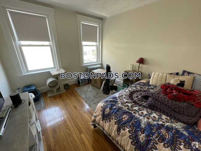 Building Photo - 1191 Boylston St Unit 55 Rental