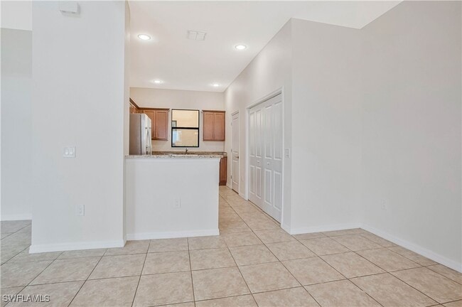 Photo - 1292 Kendari Terrace