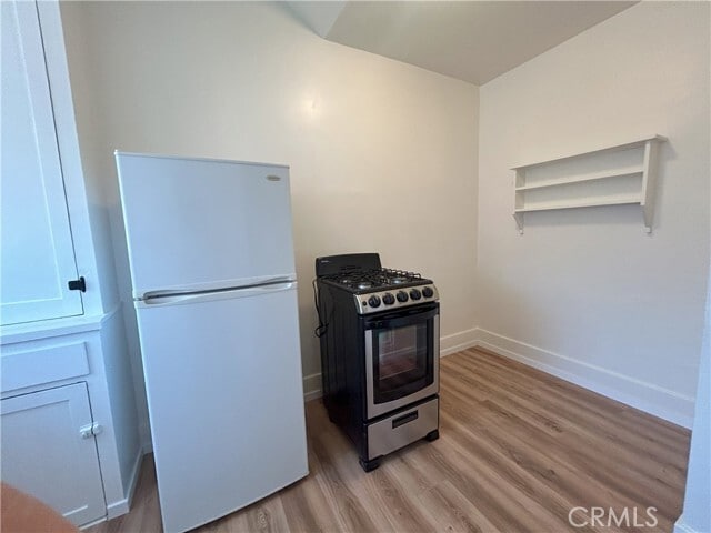 Photo - 1839 S Curtis Ave