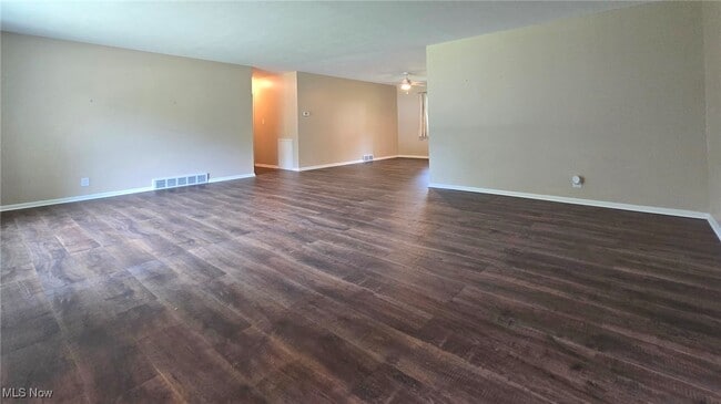 Photo - 6862 Westview Dr