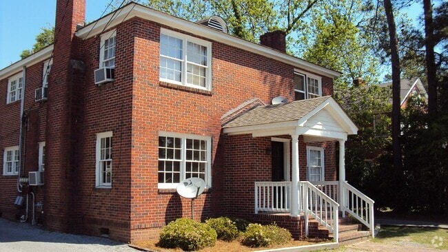 Building Photo - 360 N Irby St Rental