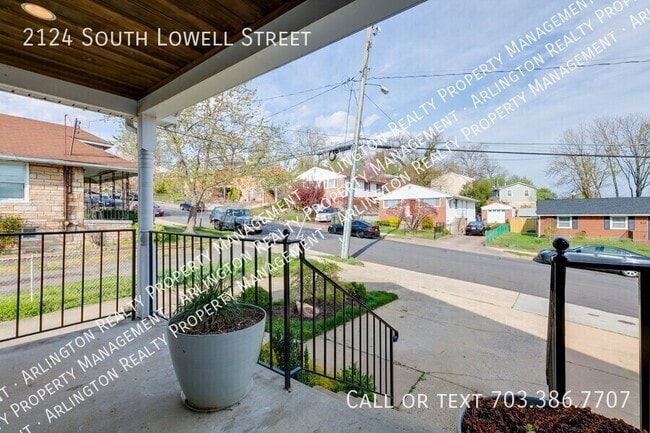 Photo - 2124 S Lowell St