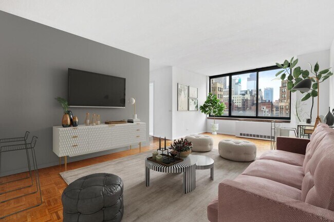 Photo - 1739 2nd Ave