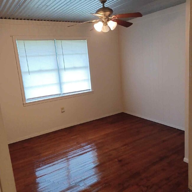 Photo - 227 Houston St