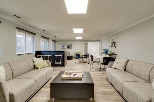 Briarcliffe Apartments & Townhomes