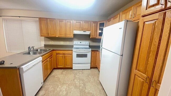 Photo - 4318 N 60th St Unidad 4318 N 60th St #2