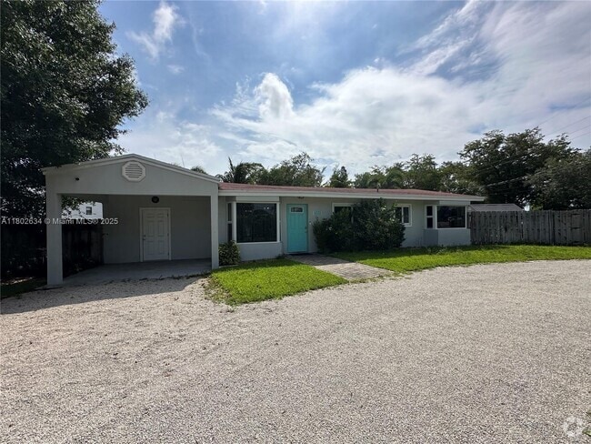 Building Photo - 801 SW 20th Ave Rental
