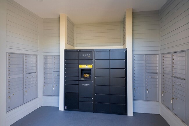 Macie Creek Apartments Luxer Package System - Macie Creek Apartments