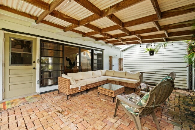 Photo - 2512 Sugar Loaf Ln