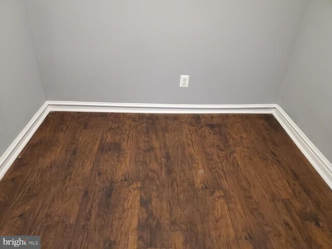 Photo - 5707 Belmar St