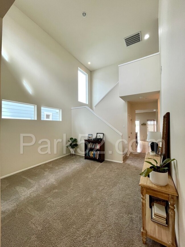 Photo - 3 Bedroom Plus Office Space Single Family Home in Lacey