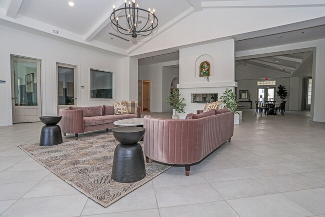 Avanti at Emerald Point Apartments