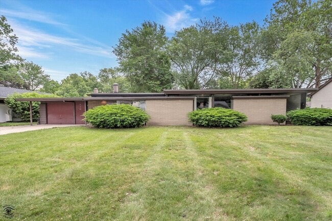 Photo - 330 S Rosedale Ave House