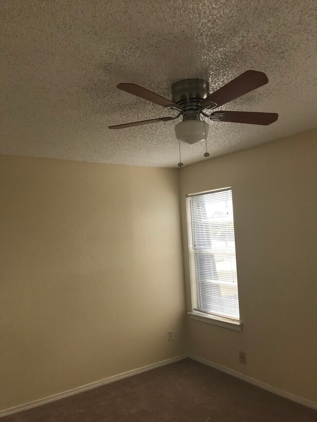 Building Photo - 2742 St George Pl Rental