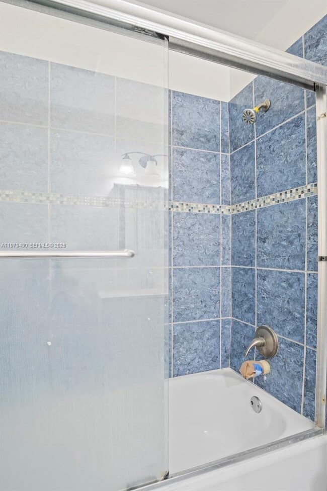 Photo - 6252 Highland Ct