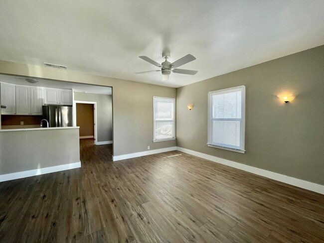 Photo - 1762 Gardenia Ave