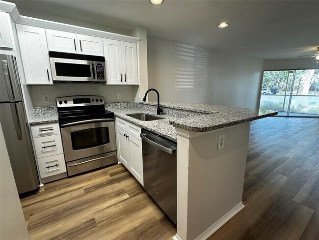 Photo - 4115 Chatham Oak Ct Unit 209