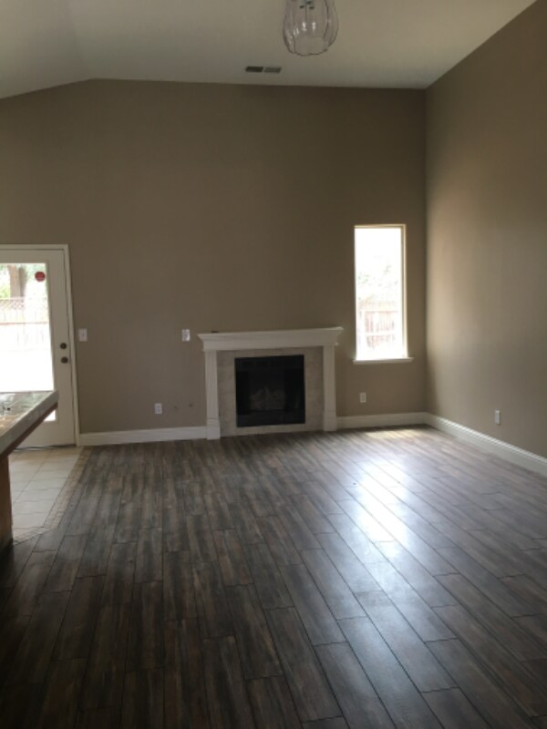 Photo - 1007 W Millbrook St