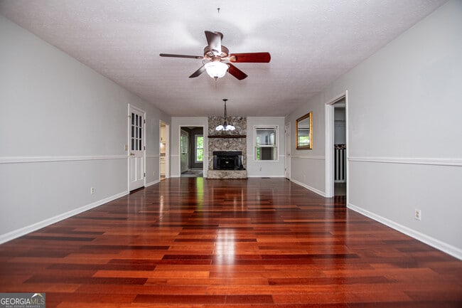 Photo - 1499 Stonington Ct