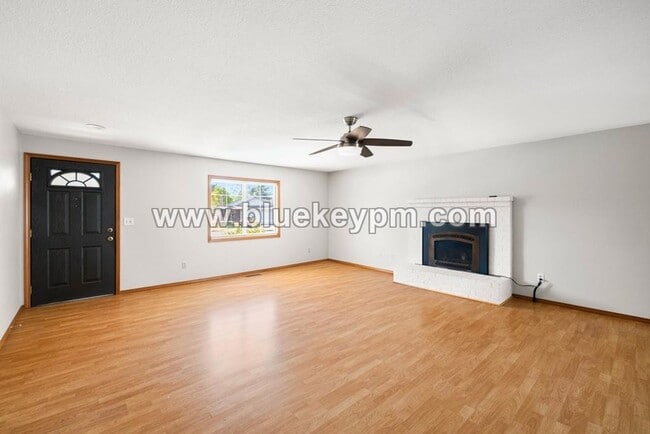 7849 SW Champion Ct
