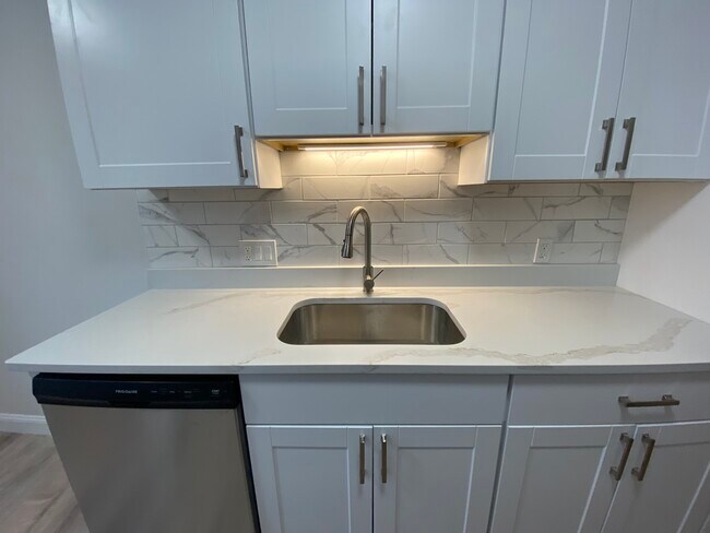 Photo - 90 Heritage Vlg Unit D