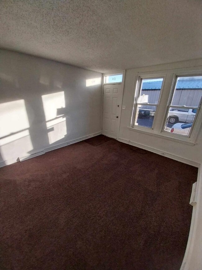 Photo - 134 Lower Oak St