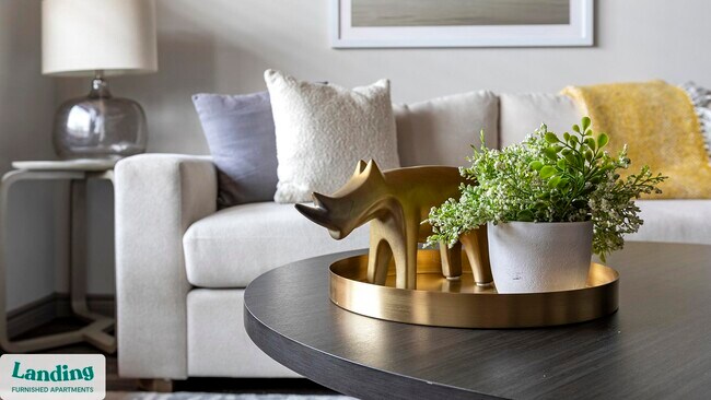 Photo - 650 S Main St Unidad 1331