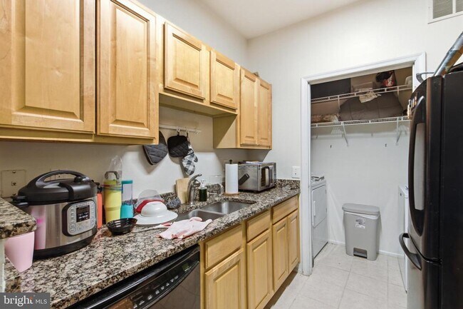 Photo - 1591 Spring Gate Dr. Unidad 3103