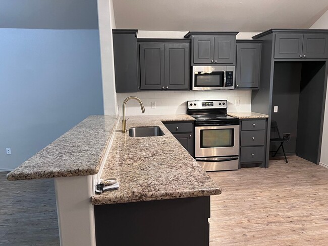 Amazing corner location in Wolfforth 4 be... - Amazing corner location in Wolfforth  4 be... Casa
