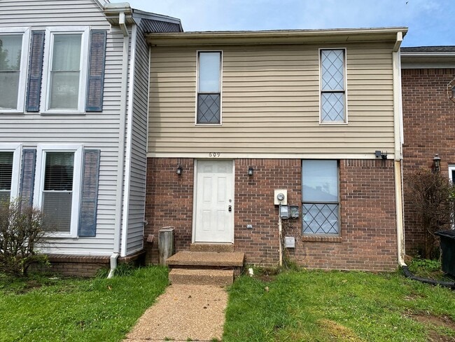 Building Photo - 609 Walker Rd Rental