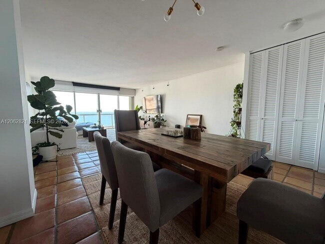 Photo - 2451 Brickell Ave Unit 17U