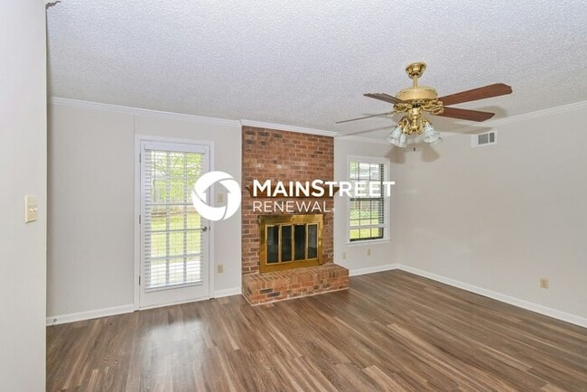 4 Bedroom Pet-Friendly Home in MEMPHIS, TN with Main Street Renewal