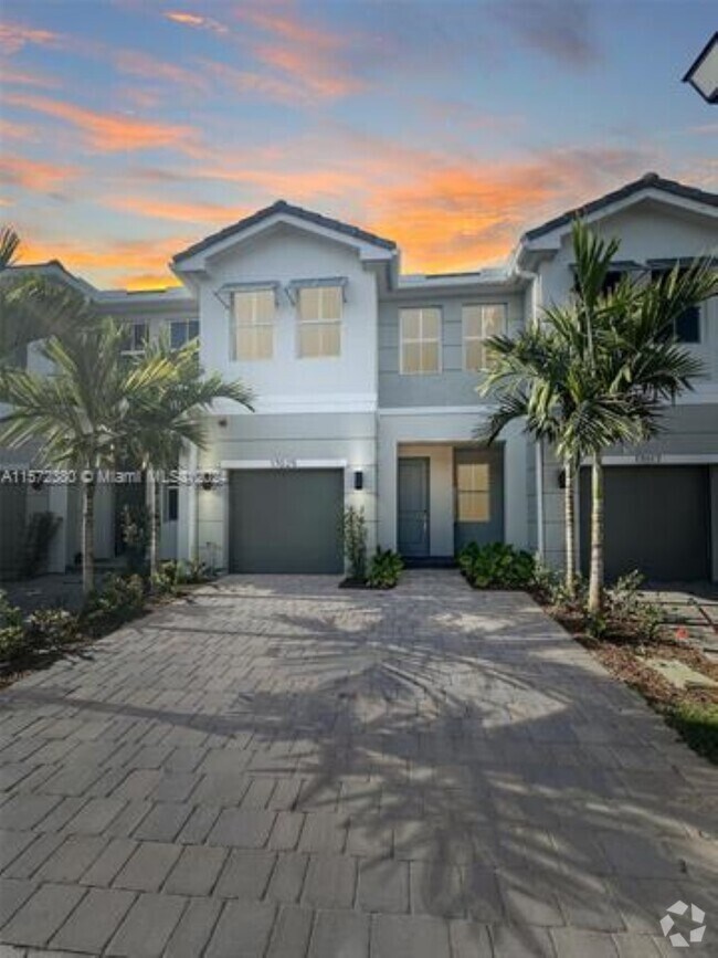 Dimensions North at Chapel Nearby Townhomes for Rent Pembroke Pines