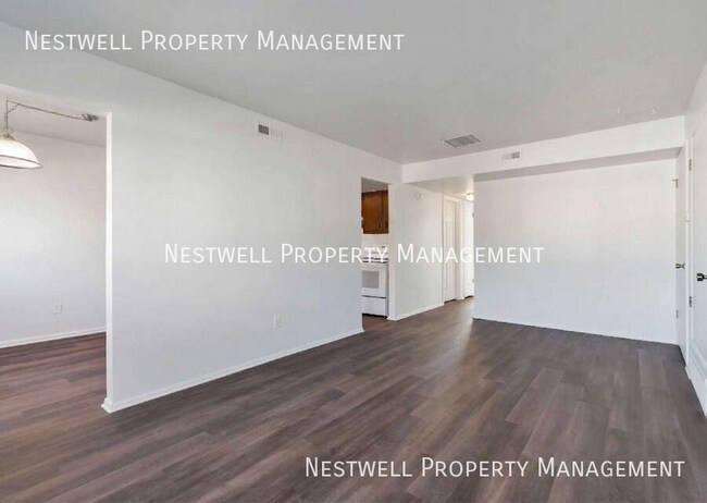 Photo - 8451 S Westridge St