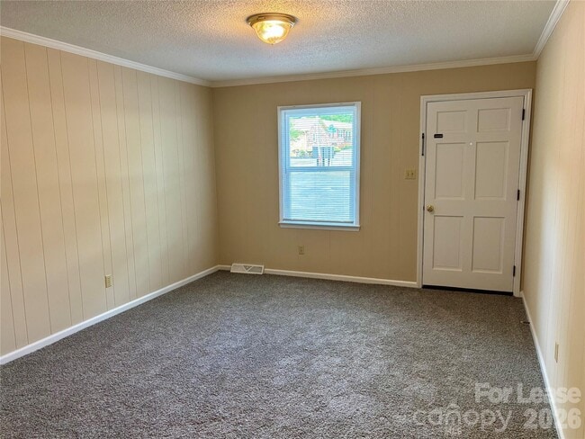 Photo - 1388 Roundtree Ln Unidad 121