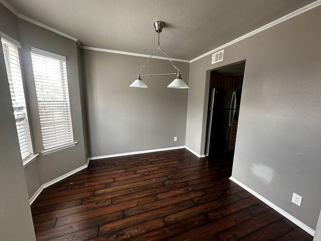 Photo - 600 Bagby Ave