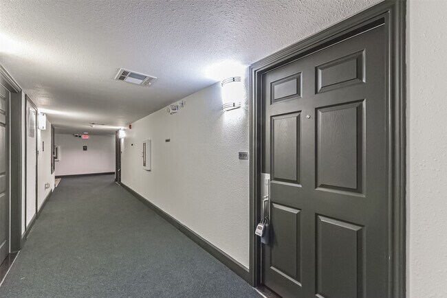 Photo - 1025 Swanson St Unit 313